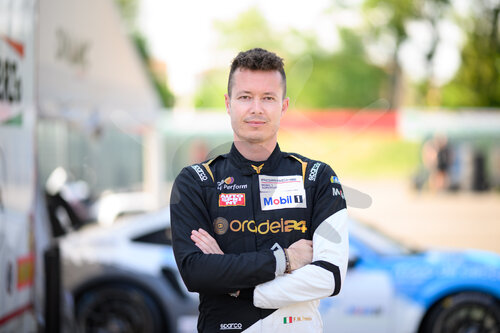 Porsche Mobil 1 Supercup, Imola 2025