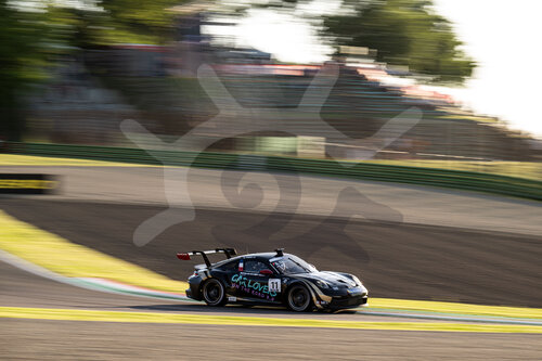 Porsche Mobil 1 Supercup, Imola 2025