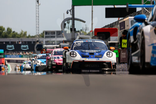 Porsche Mobil 1 Supercup, Barcelona 2025
