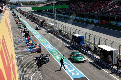 Porsche Mobil 1 Supercup, Barcelona 2025