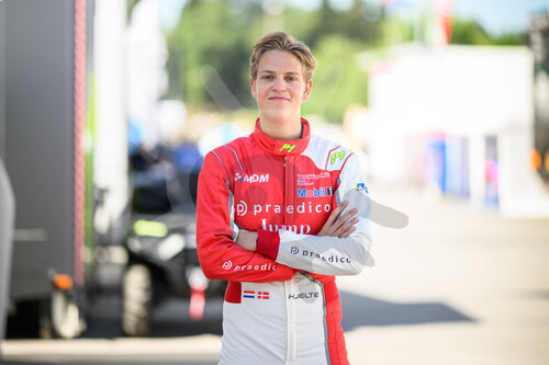 Porsche Mobil 1 Supercup, Barcelona 2025