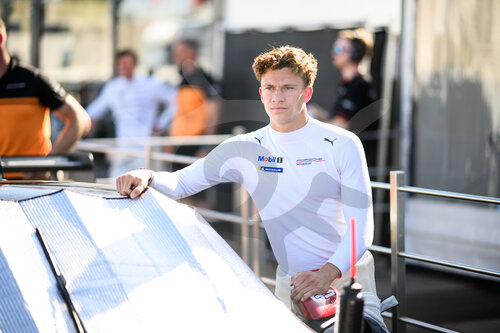 Porsche Mobil 1 Supercup, Barcelona 2025