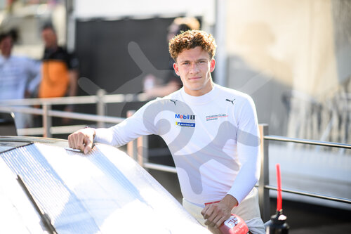 Porsche Mobil 1 Supercup, Barcelona 2025