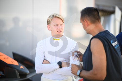 Porsche Mobil 1 Supercup, Barcelona 2025