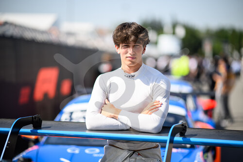 Porsche Mobil 1 Supercup, Barcelona 2025