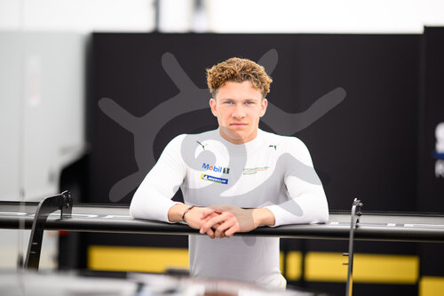 Porsche Mobil 1 Supercup, Barcelona 2025