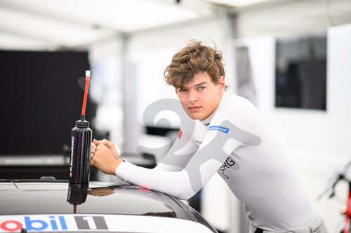 Porsche Mobil 1 Supercup, Barcelona 2025