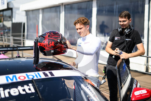 Porsche Mobil 1 Supercup, Barcelona 2025