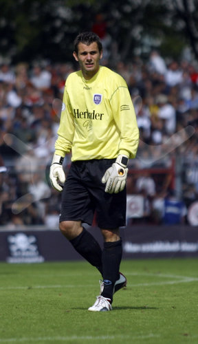 Fussball: Regionalliga Nord, Saison 2004/2005, FC St. Pauli - VfL Osnabrueck 2:3, Torwart Tino BERBIG / Osnabrueck