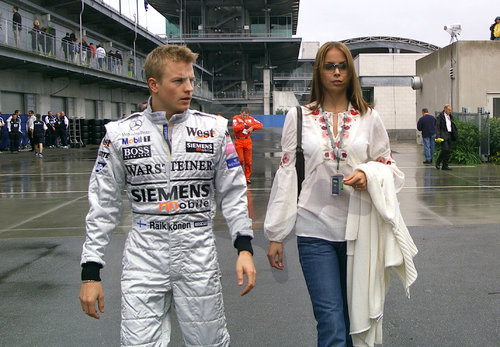 Kimi Raikkonen mit Freundin