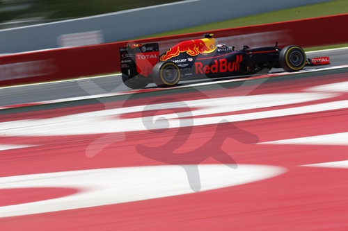 FIA F1 World Championship 2016, Test in Barcelona