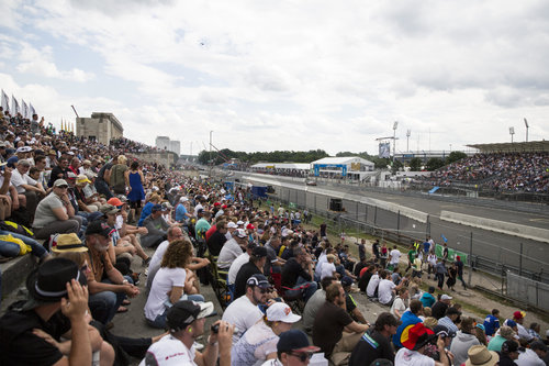 Motorsports: DTM race Norisring