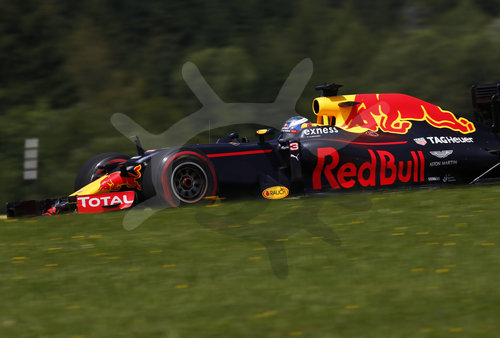 Motorsports: FIA Formula One World Championship 2016, Grand Prix of Austria