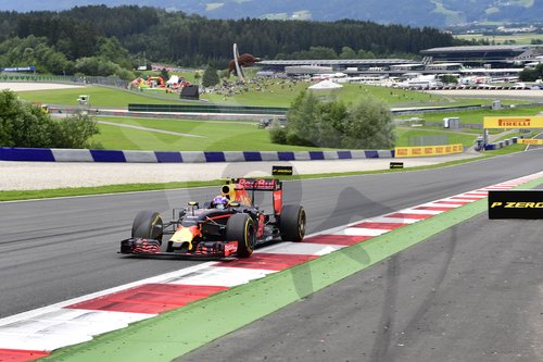 Motorsports: FIA Formula One World Championship 2016, Grand Prix of Austria