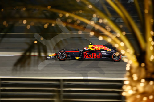 Motorsports: FIA Formula One World Championship 2017, Grand Prix of Bahrain