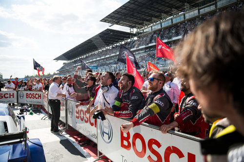Motorsports: DTM race Lausitzring