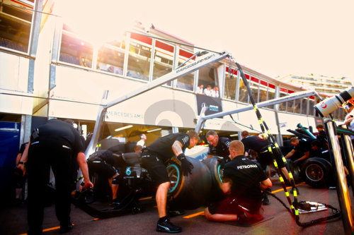 Motorsports: FIA Formula One World Championship 2017, Grand Prix of Monaco