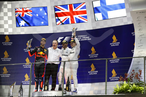 Motorsports: FIA Formula One World Championship 2017, Grand Prix of Singapore