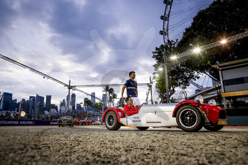 Motorsports: FIA Formula One World Championship 2017, Grand Prix of Singapore