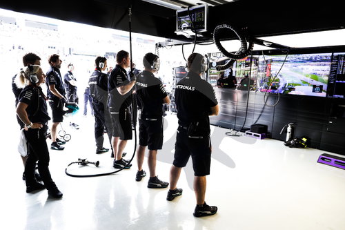 Motorsports: FIA Formula One World Championship 2017, Grand Prix of Malaysia