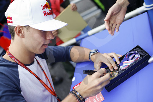 Motorsports: FIA Formula One World Championship 2017, Grand Prix of Japan