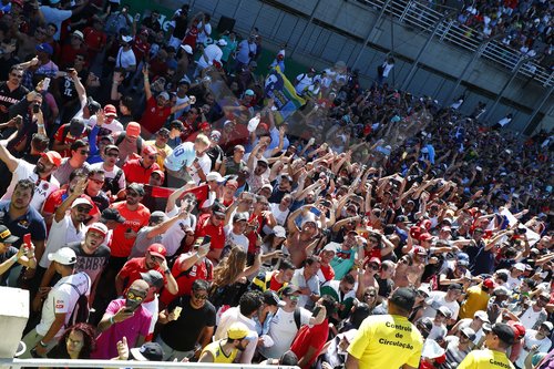 Motorsports: FIA Formula One World Championship 2017, Grand Prix of Brazil