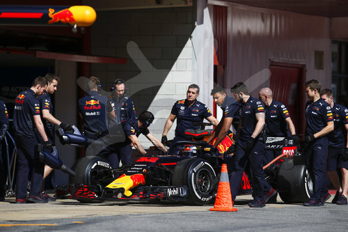 FIA F1 World Championship 2018, Test in Barcelona SpainMotorsports: FIA Formula One World Championship 2018, Test in Barcelona, pre-season F1 testing in Spain 