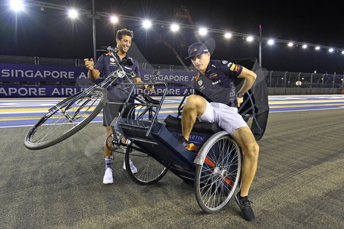 Motorsports: FIA Formula One World Championship 2018, Grand Prix of Singapore