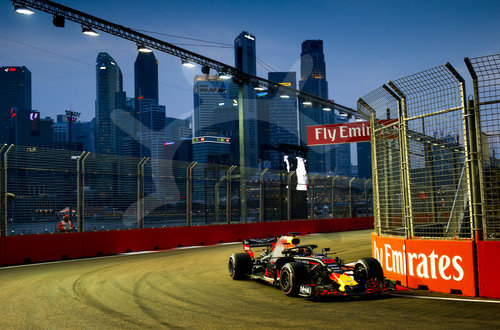 Motorsports: FIA Formula One World Championship 2018, Grand Prix of Singapore