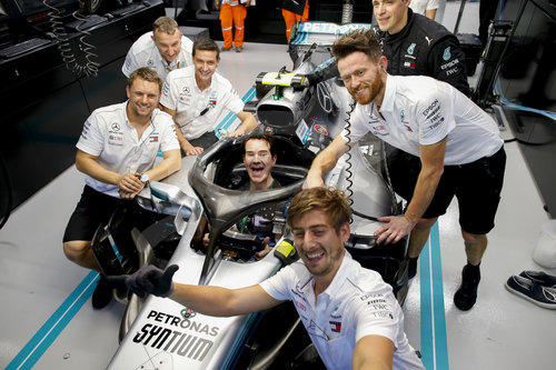 Motorsports: FIA Formula One World Championship 2018, Grand Prix of Singapore