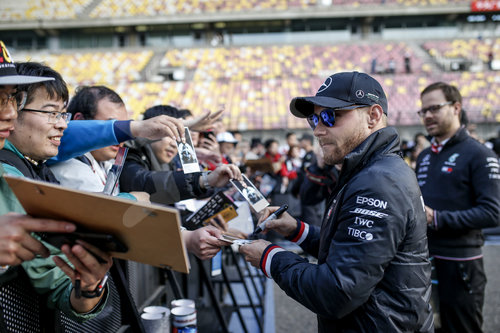 Motorsports: FIA Formula One World Championship 2019, Grand Prix of China