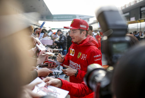 Motorsports: FIA Formula One World Championship 2019, Grand Prix of China