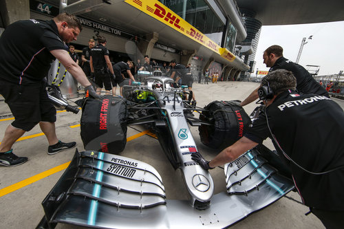 Motorsports: FIA Formula One World Championship 2019, Grand Prix of China