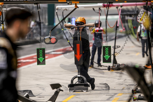Motorsports: FIA Formula One World Championship 2019, Grand Prix of China