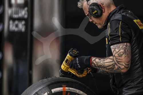 Motorsports: FIA Formula One World Championship 2019, Grand Prix of China