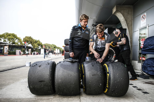 Motorsports: FIA Formula One World Championship 2019, Grand Prix of China