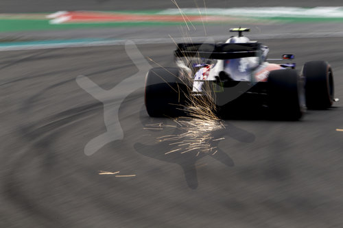 Motorsports: FIA Formula One World Championship 2019, Grand Prix of China