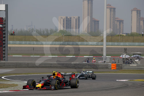 Motorsports: FIA Formula One World Championship 2019, Grand Prix of China