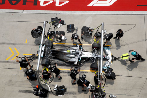 Motorsports: FIA Formula One World Championship 2019, Grand Prix of China