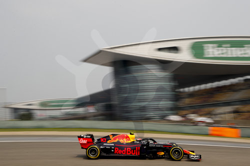 Motorsports: FIA Formula One World Championship 2019, Grand Prix of China