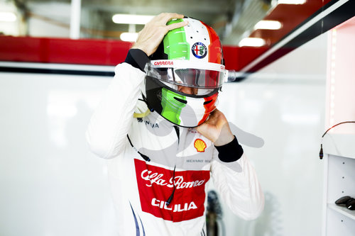 Motorsports: FIA Formula One World Championship 2019, Grand Prix of China