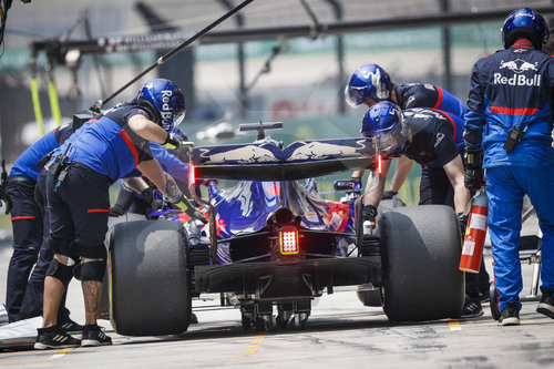 Motorsports: FIA Formula One World Championship 2019, Grand Prix of China