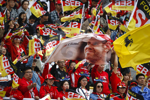 Motorsports: FIA Formula One World Championship 2019, Grand Prix of China