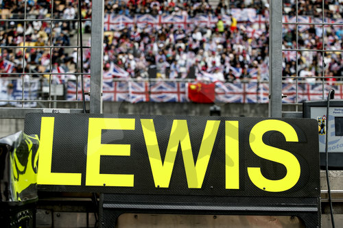 Motorsports: FIA Formula One World Championship 2019, Grand Prix of China
