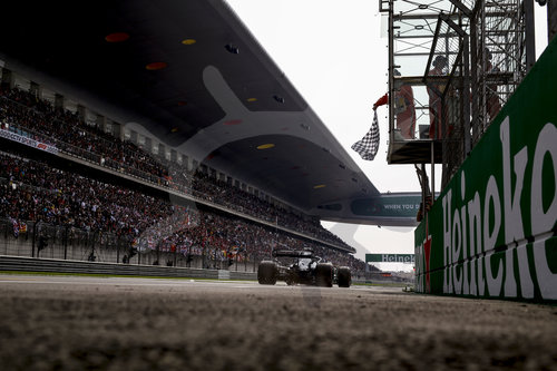 Motorsports: FIA Formula One World Championship 2019, Grand Prix of China