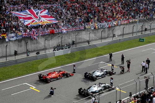 Motorsports: FIA Formula One World Championship 2019, Grand Prix of China