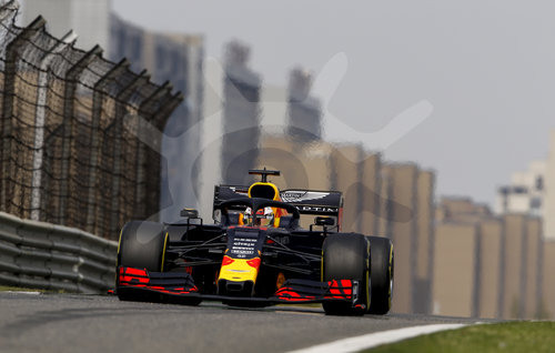 Motorsports: FIA Formula One World Championship 2019, Grand Prix of China