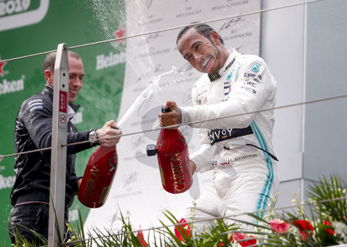 Motorsports: FIA Formula One World Championship 2019, Grand Prix of China