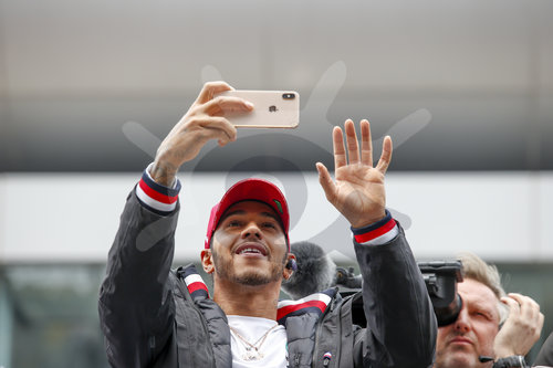 Motorsports: FIA Formula One World Championship 2019, Grand Prix of China