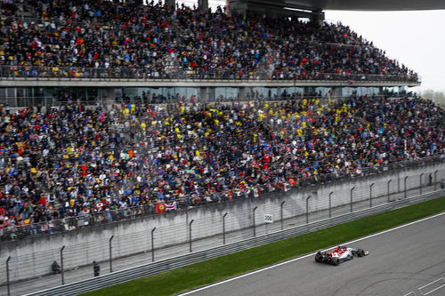 Motorsports: FIA Formula One World Championship 2019, Grand Prix of China